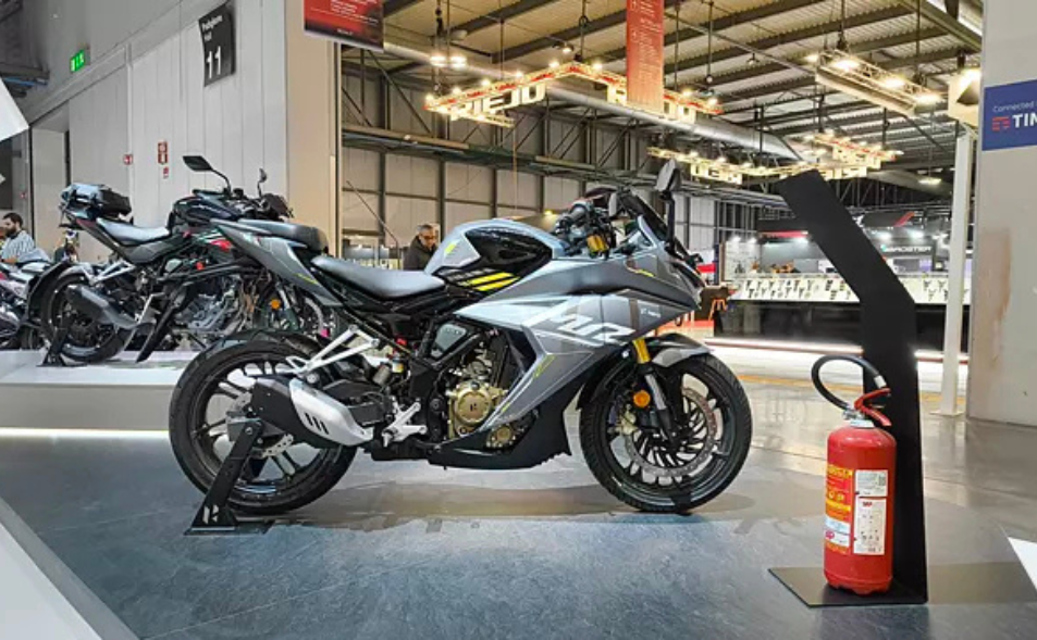 Hero Karizma XMR 210 Takes Center Stage at EICMA 2024